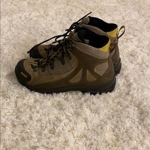 Asolo women’s hiking books size 8